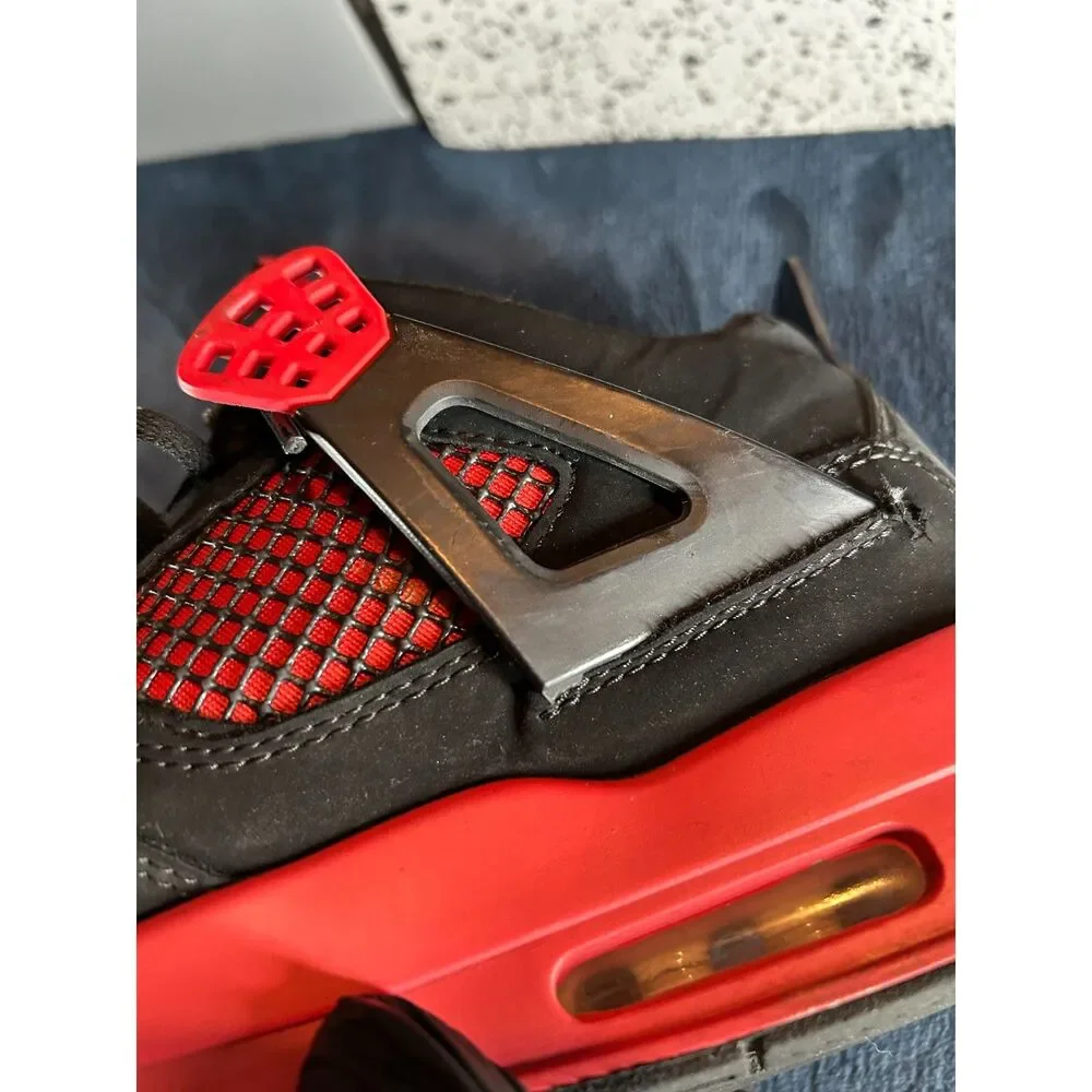 Jordan 4 Red Thunder